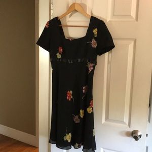 Classic Cocktail Dress - great for Summer wedding!